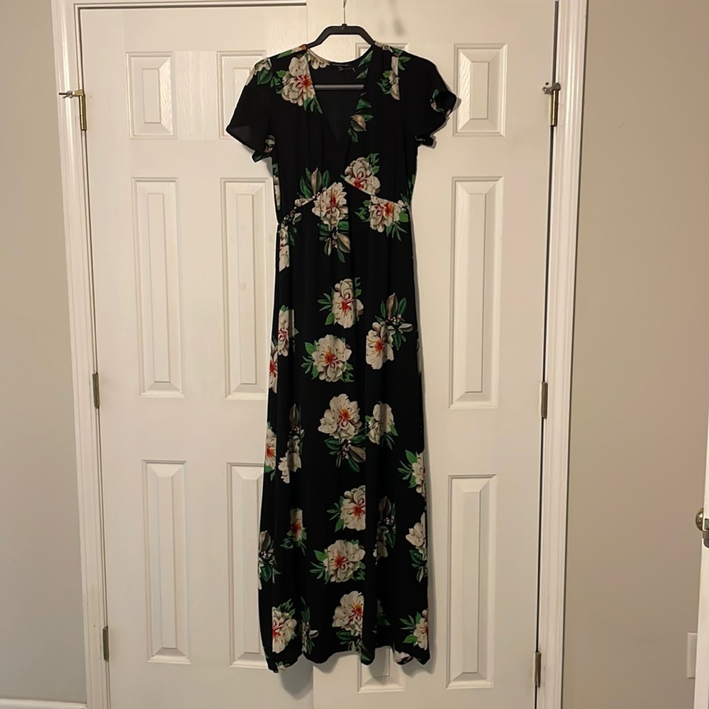 Staccato Black Floral Maxi